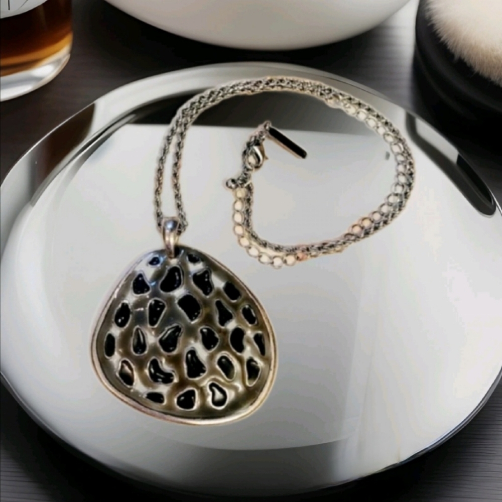 NWOT Chico's Leopard Spotted Enamel Silver Pendant Necklace